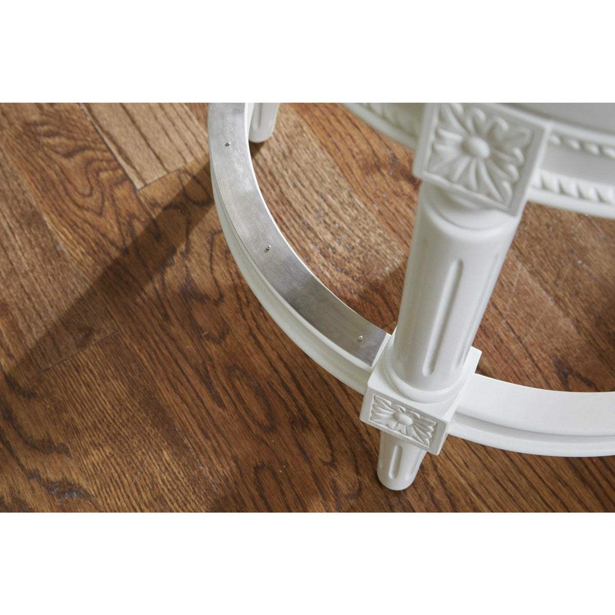 Farmhouse White Counter Height Bar Stool - Rae and Tae 